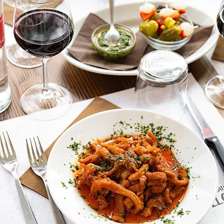Montelleri Residenza Di Campagna Hotel 3*